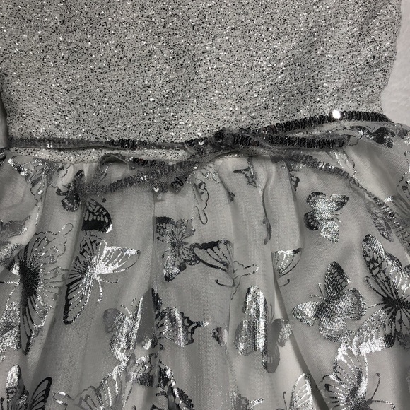 🐇🐣Easter Dress White and silver glittered dress With foiled butterflies - Picture 4 of 7